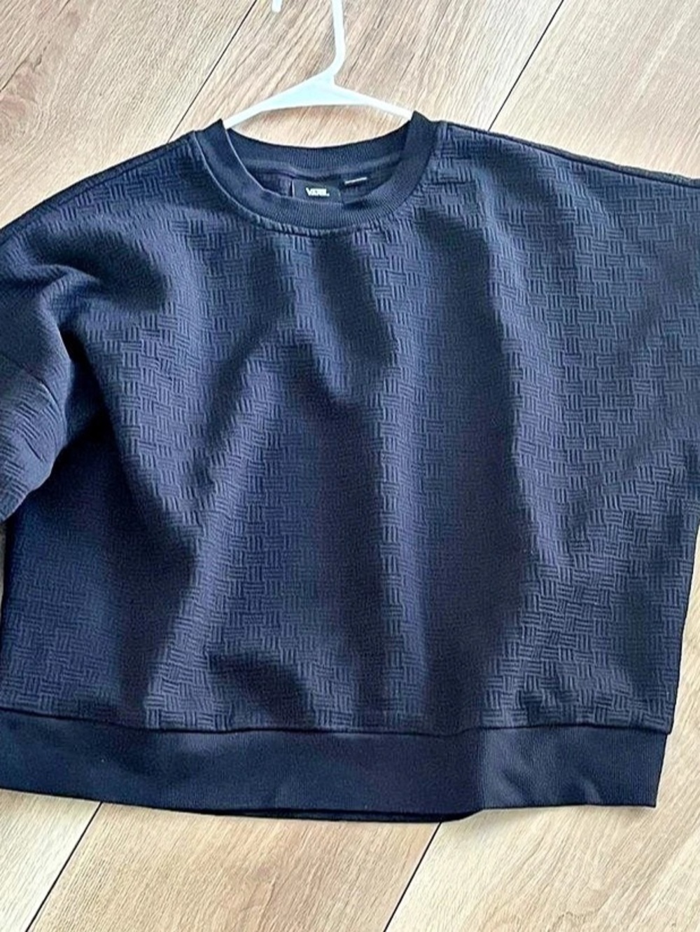 Vans Textured Geometric Sweatshirt in Black Size Medium Like New
